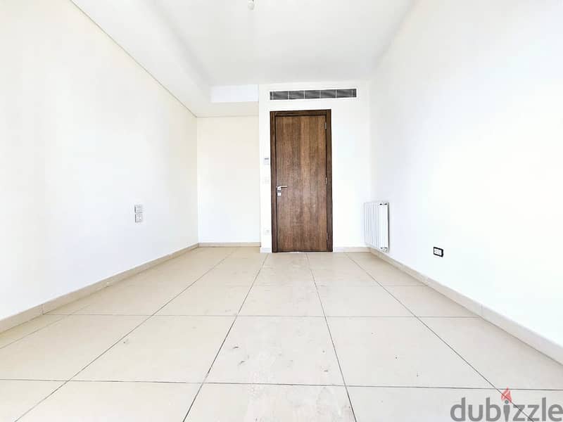 RA221248 Super Deluxe Apartment for rent in Sodeco, 195m, 1550 cash