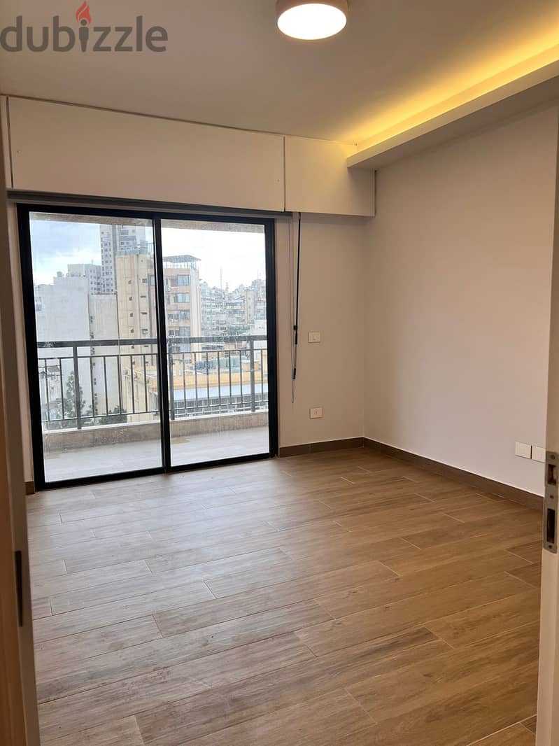 Apartment for Rent in Sodeco Square/ شقة للإيجار في السوديكو