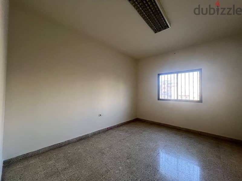 Ain El Remmeneh 24/7 Electricity 3 Bedrooms Apart 3 Balconies Apartments & Villas For