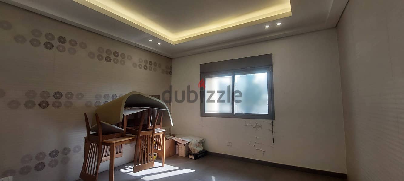 Apartment for rent in Ain El Remmaneh شقة للإيجار في عين الرمانة