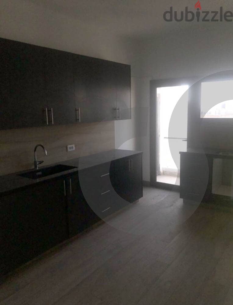 300 SQM apartment for rent in gemmayze/جميزة REFZI105693 Apartments
