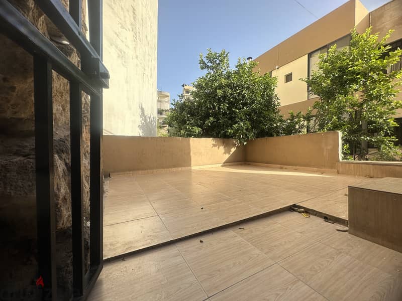 Apartments For Rent Jbeil جبيل شقق للايجار REFRGKR296
