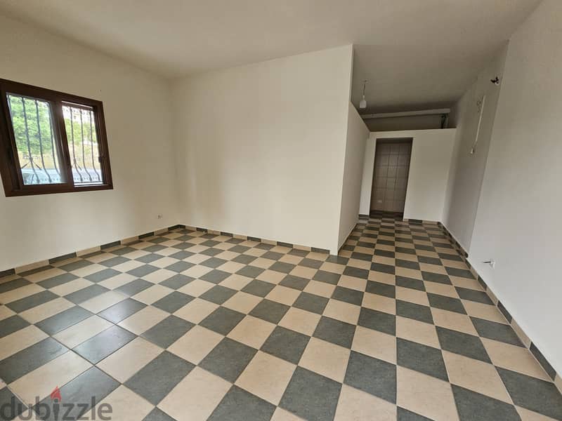 RWB320MT Apartment for rent in Jbeil Apartments & Villas For Rent