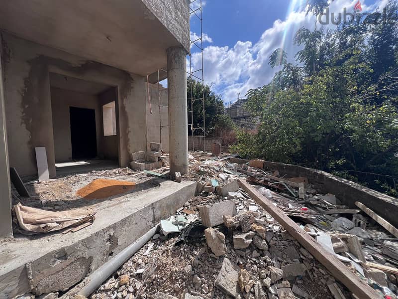 Apartment for sale in Jouret el Ballout شقة للبيع في جورة البلوط