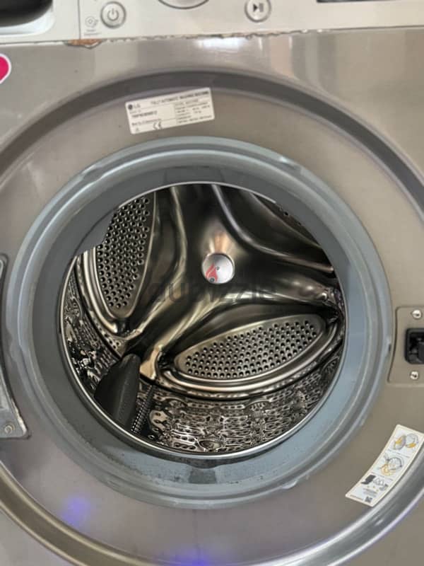 LG 7kg like New washing machine غسالة أفول أوتوماتيك ٧ كغ Washing