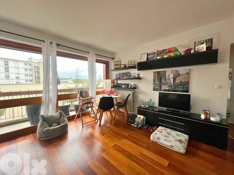 L16333One Bedroom Apartment for Sale RueilMalmaison, France