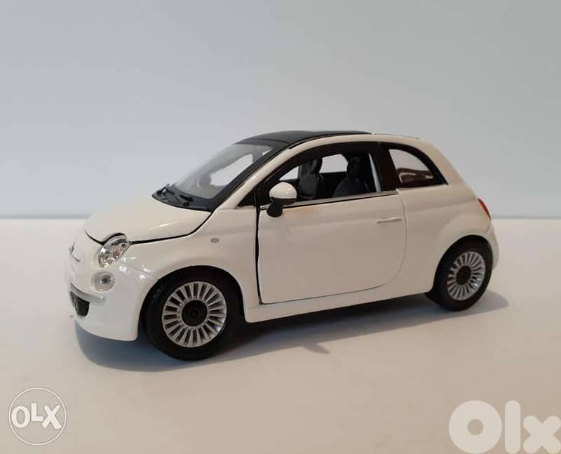 Fiat 500 diecast car model 124. Antiques & Collectibles 109886018
