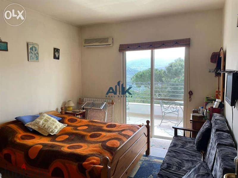 LUXURIOUS y For Sale in OUYOUN BROUMANA!منزل للبيع في عيون برومانا Apartments & Villas For