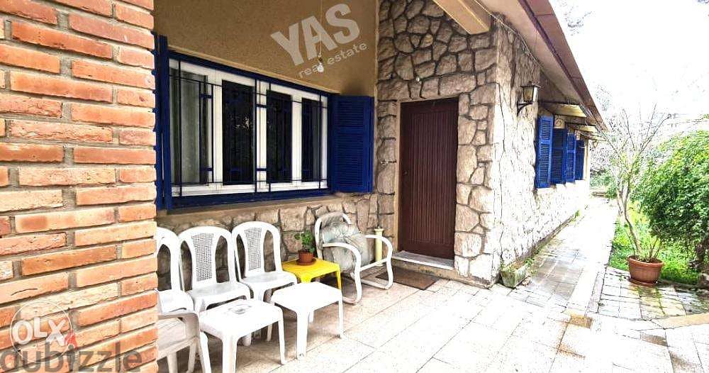 Ballouneh 860m2 Land200m2 house Private street30/75 Apartments