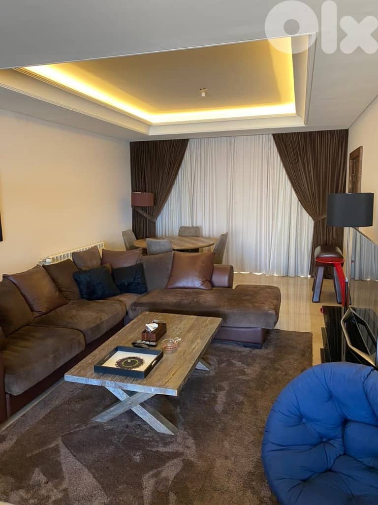 250 Sqm Apartment for rent in Ras Beirut / Hamra Sea view
