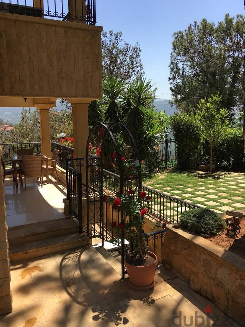 765SQM traditional house for sale in broumana! REFED80458 Apartments & Villas For Sale