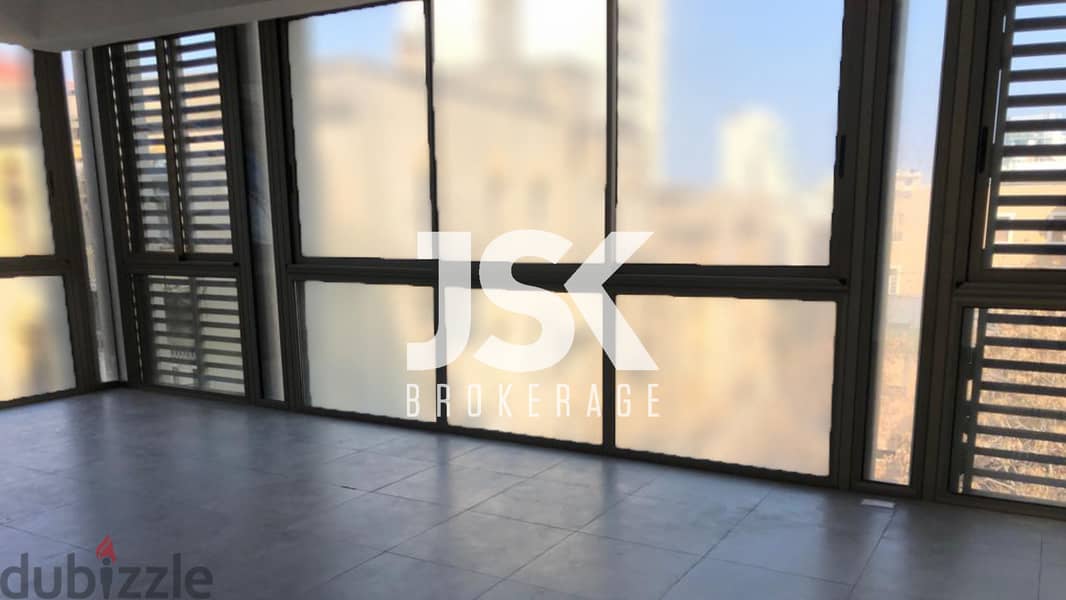 L11371 Modern 3Bedroom Apartment for Rent in Gemmayze Apartments