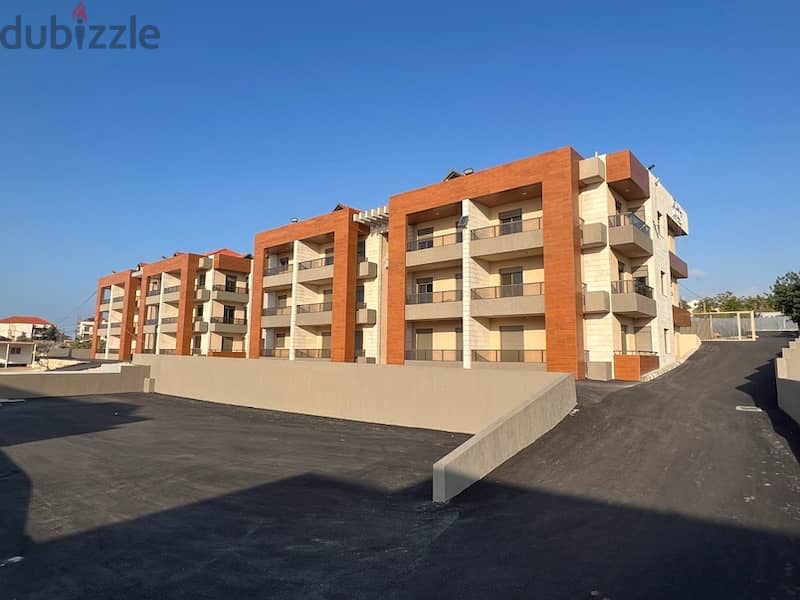 luxurious 3 bedroom apartment in Jadra gated community Apartments
