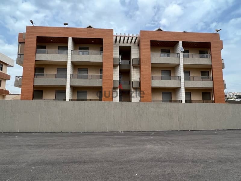 luxurious 3 bedroom apartment in Jadra gated community Apartments