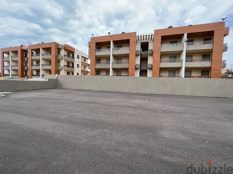 luxurious 3 bedroom apartment in Jadra gated community Apartments