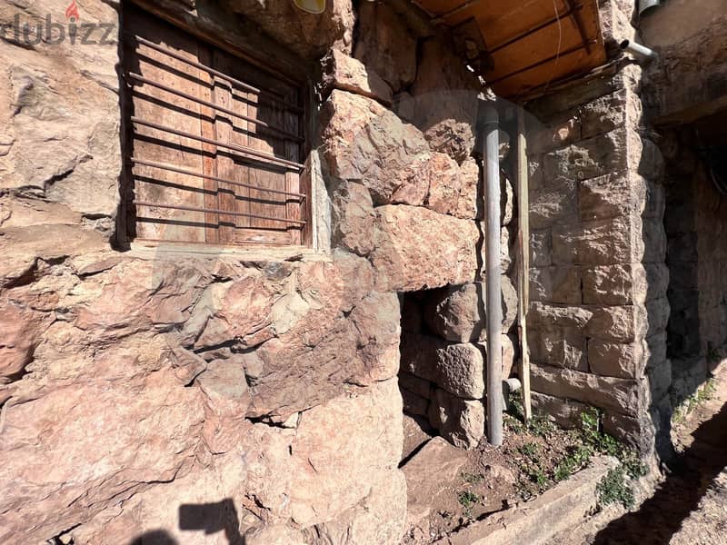 Heritage house for sale in Hadcheet, Bcharre! REFSS94006 Apartments