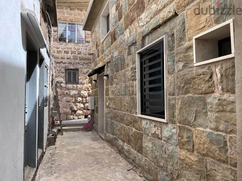 Heritage house for sale in Hadcheet, Bcharre! REFSS94006 Apartments