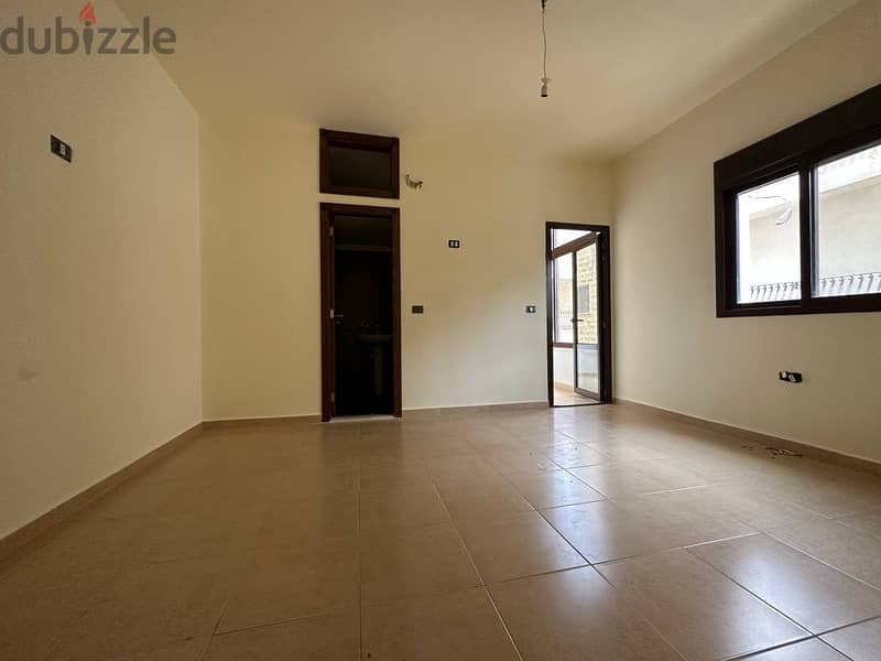 Apartments For Rent Jbeil جبيل شقق للايجار REFRGKR242