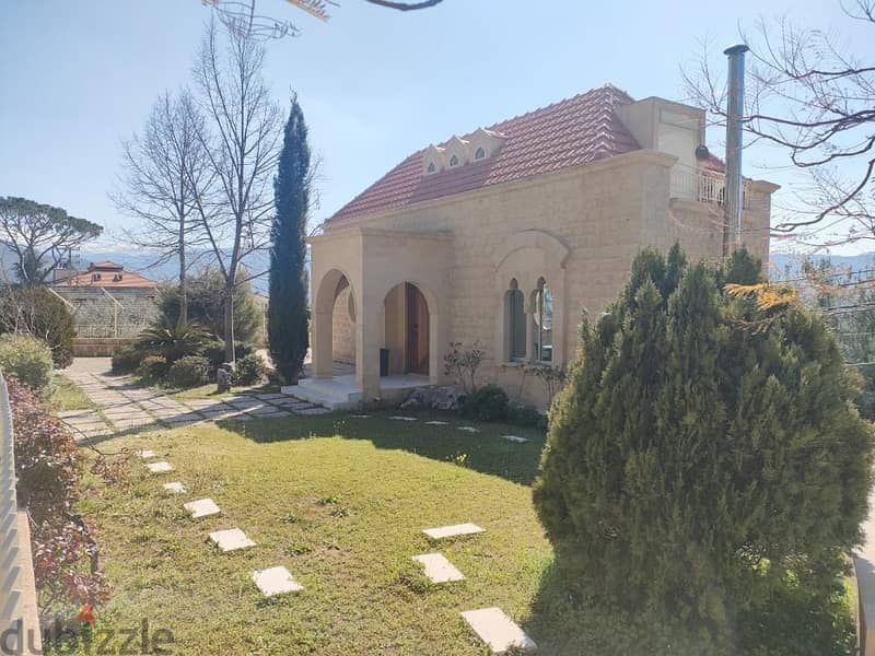 L12846Traditional House With Land for Rent In Ouyoun Broumana