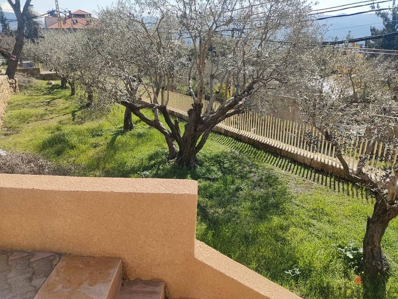 L12846Traditional House With Land for Rent In Ouyoun Broumana