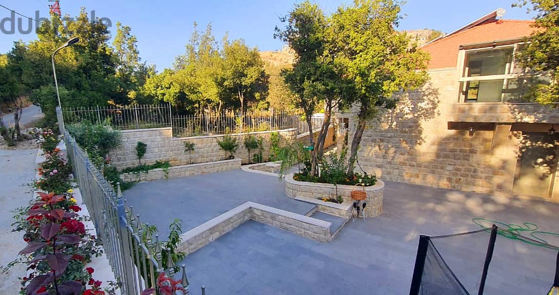 REFRS94910 3 story villa for sale in Annaya, jbeil with a pool