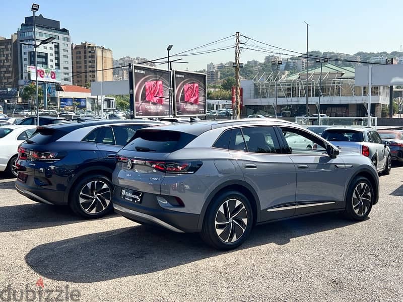 VOLKSWAGEN ID. 4 CROZZ PURE PLUS 2023, 550Km RANGE, 84KWh Battery