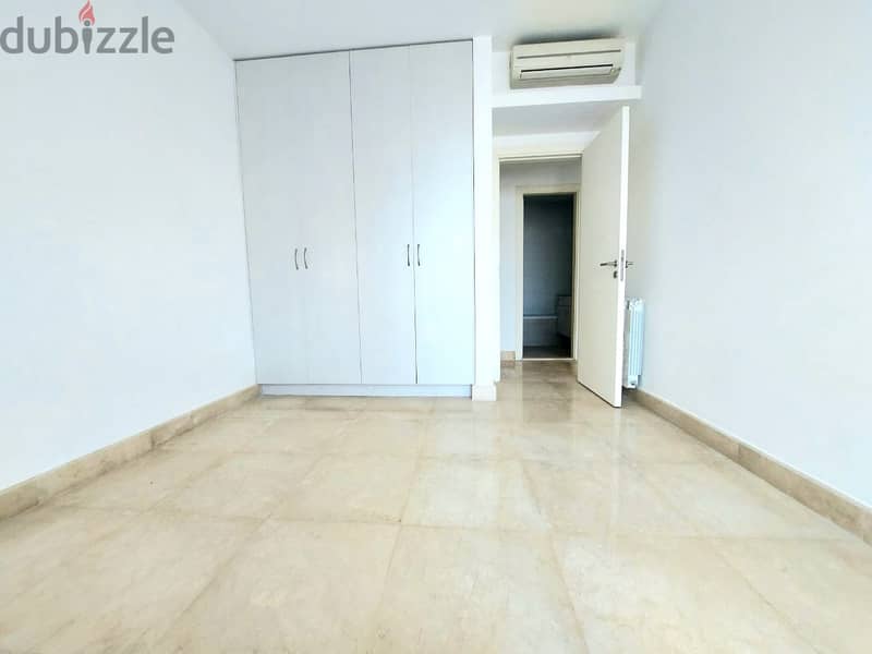 AH233010 Fully equipped kitchen, Apartment for rent in Achrafieh,235m