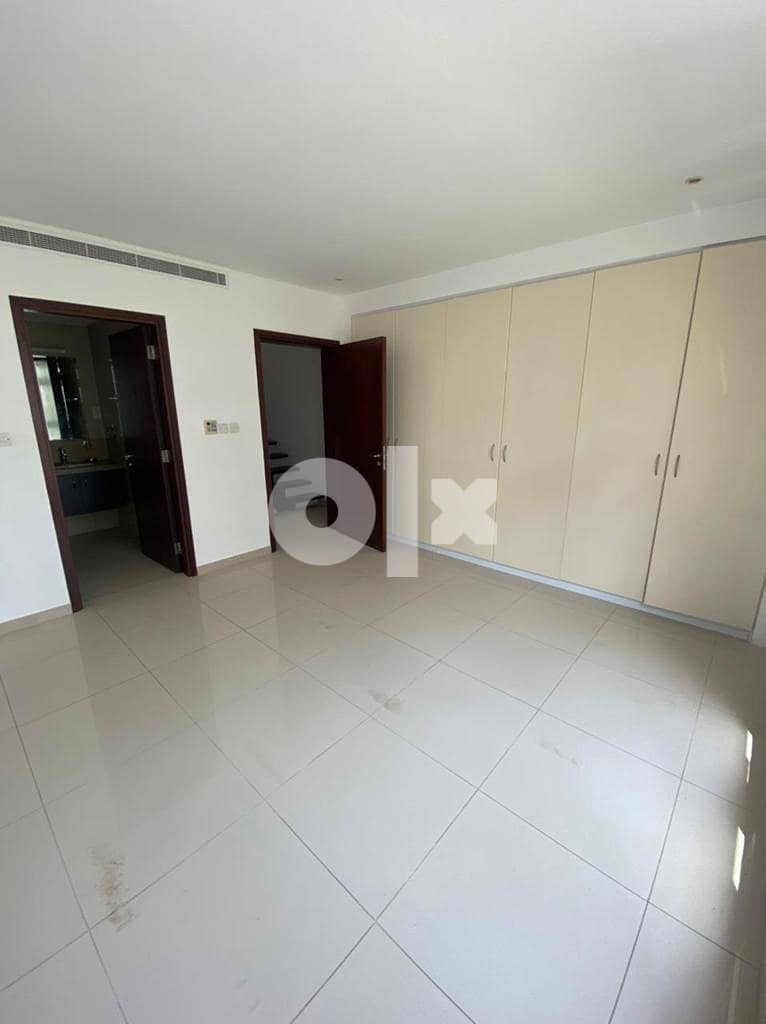 Three Floor Townhouse Al Mouj Muscat Villas for Sale 127162578