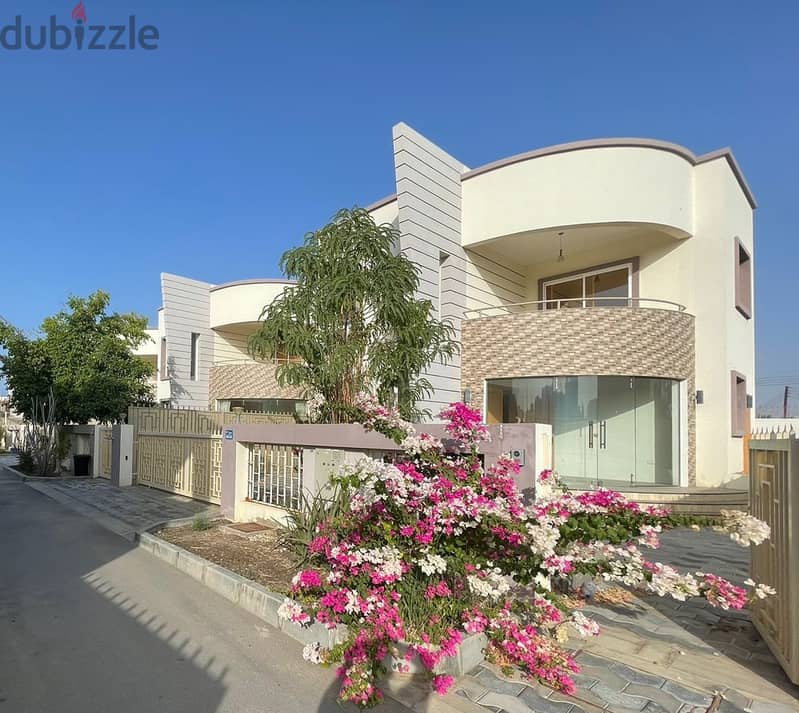4 + 1 BR Lovely Compound Villa in Al Hail with Shared Pool & Gym
