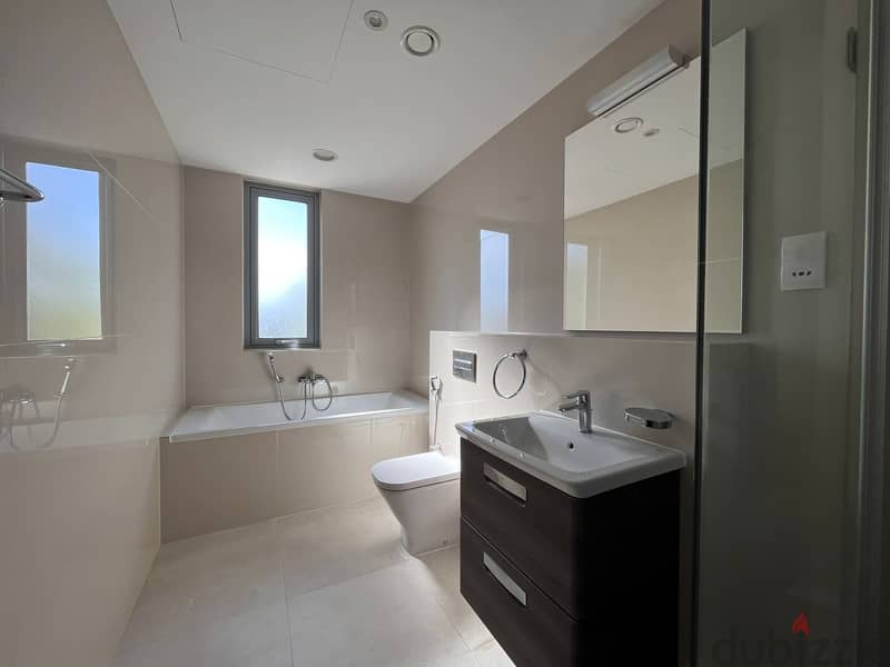 3 + 1 BR Amazing Townhouse for Rent in Al Mouj Villas for Rent