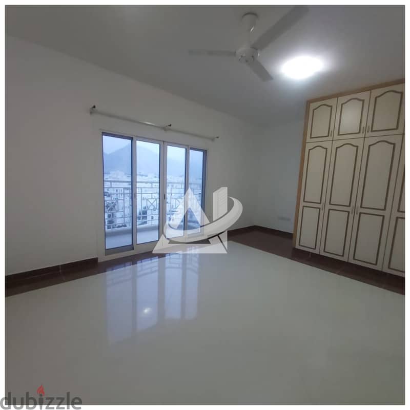 ADA604* Spacious 2bhk Apartment in Al khuwair 33 Maha street