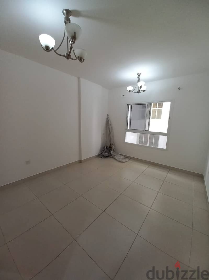 super clean flat semi furnished 1 bhk to let located in Al hail north