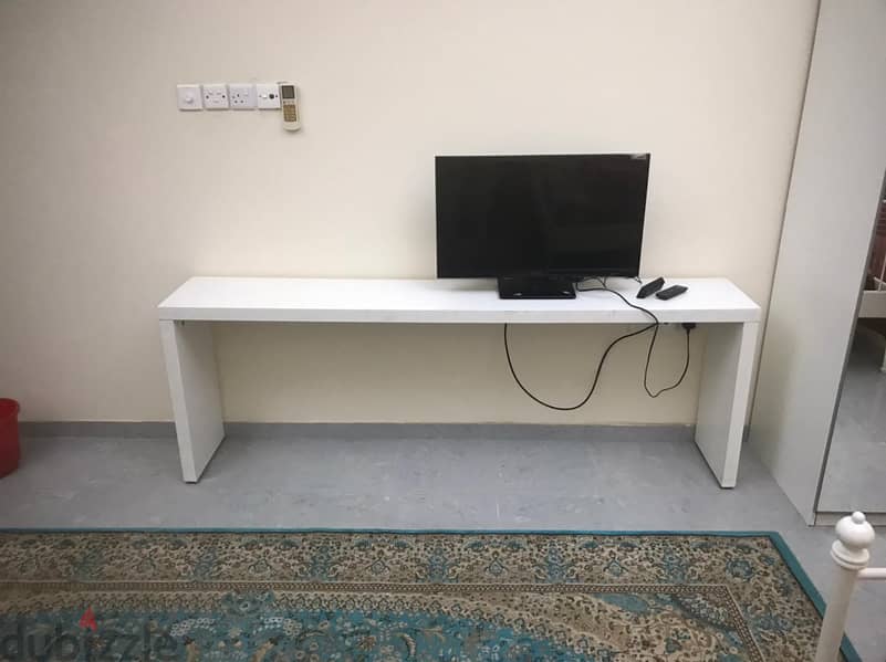 For sale room from Ikea, white iron bed 160 x 200, medium white cupboa