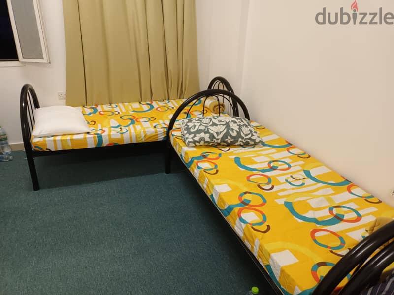 VIP Executive Sharing Bachelors Rooms in RUWI ( with free Amenities