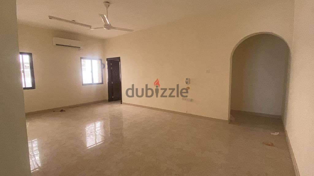2AK5Elegant 3+1 Bedroom flats for rent in Ghobra near Sultan Qaboos S