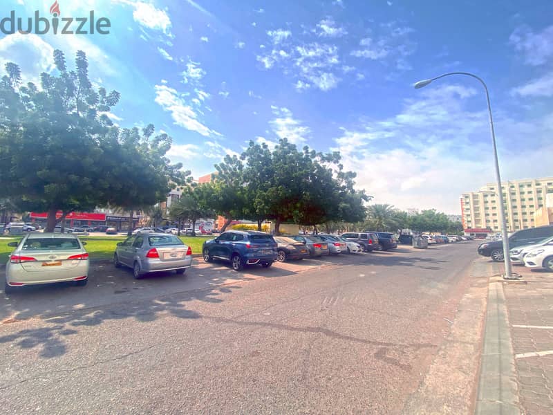 160 sqm Ground Floor Showroom For Rent in Al Khuwair MPC035