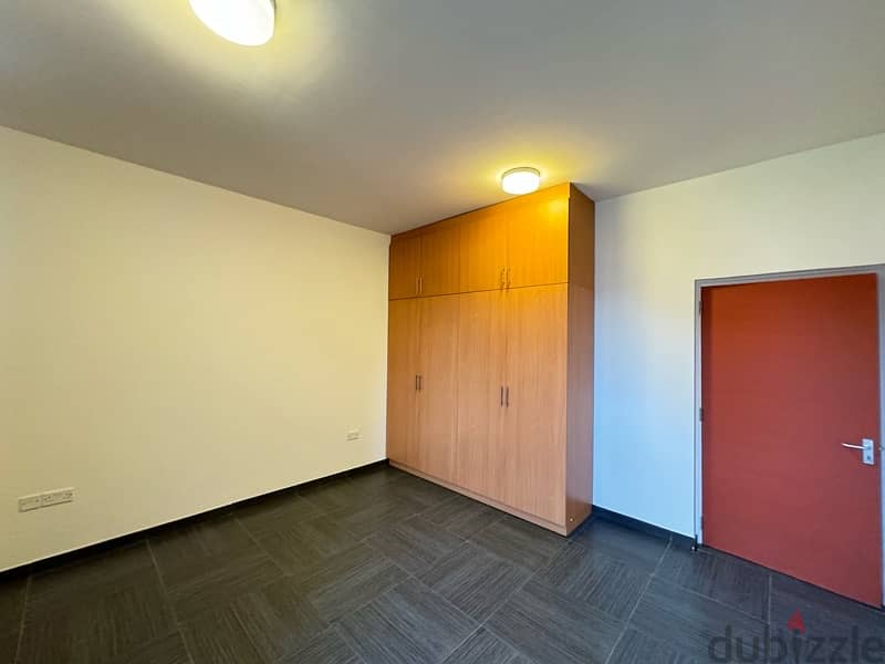 amazing 4 br villa for rent in dolphin village Villas for Rent