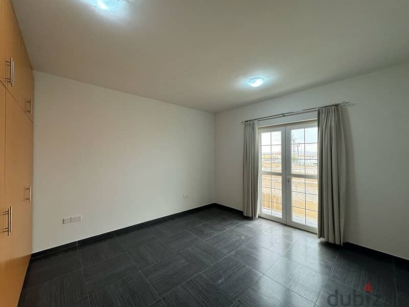 amazing 4 br villa for rent in dolphin village Villas for Rent