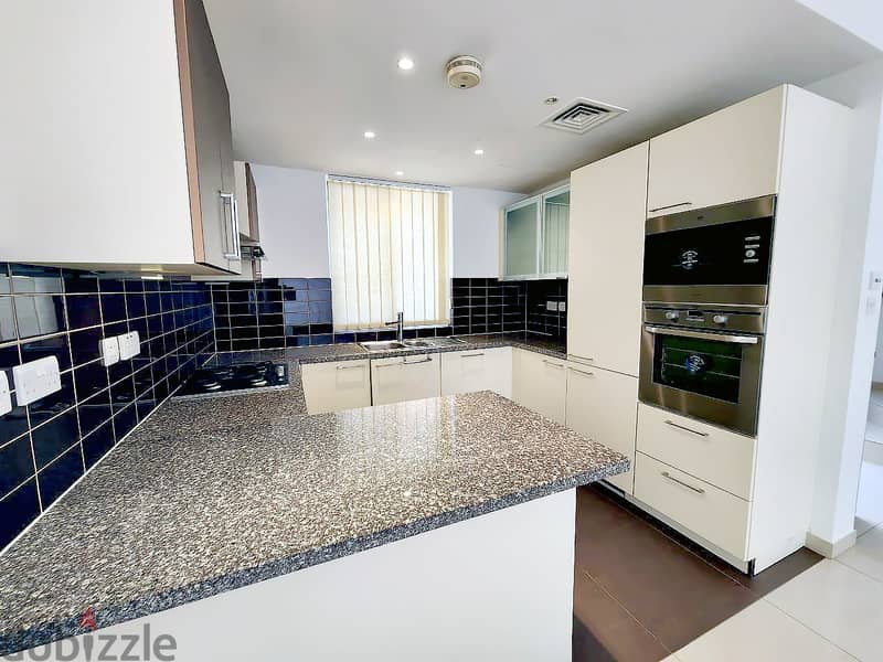 Corner Unit 2BHK Townhouse for Rent in Al Mouj PPV231 Villas for Rent