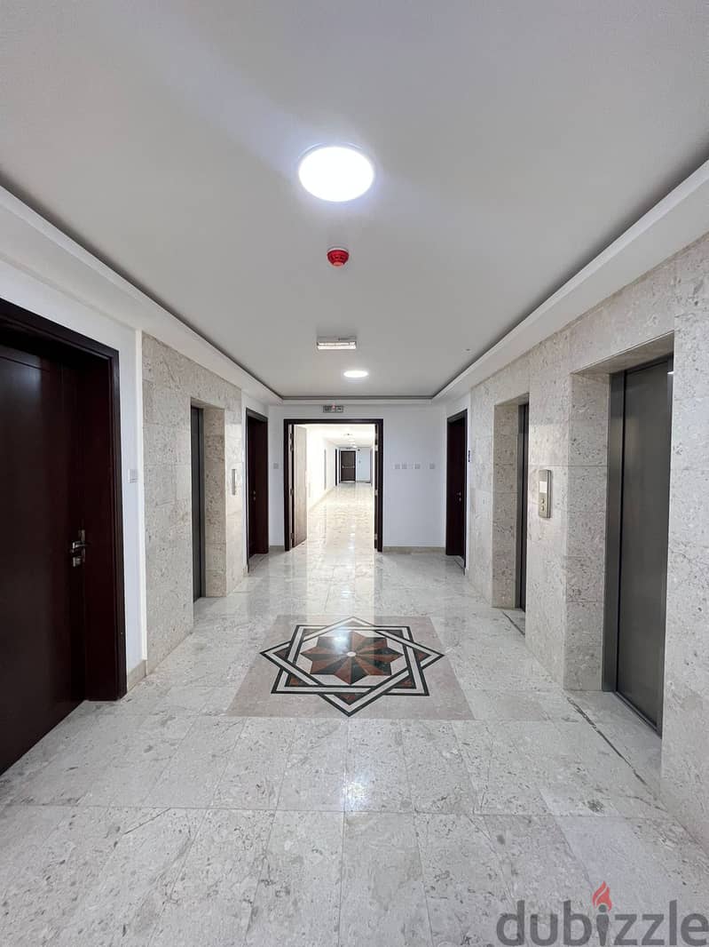 120 m2.3 Bedroom Apartment for Rent in Muscat/ Qurum. Apartments for Rent 129329924