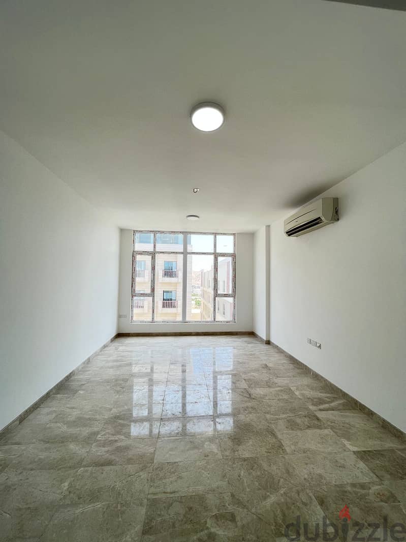 120 m2.3 Bedroom Apartment for Rent in Muscat/ Qurum. Apartments for Rent 129329924