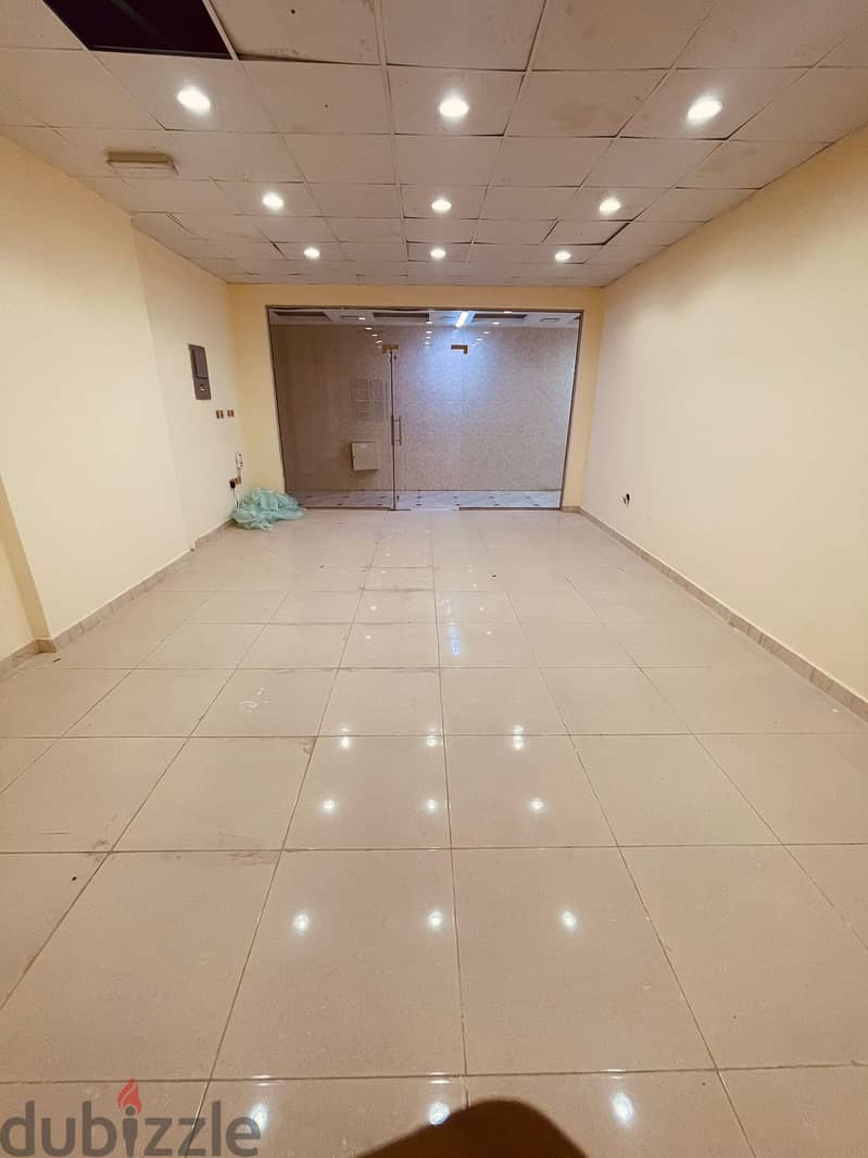 SHOP FOR RENT 94169693 Commercial for Rent 129580480