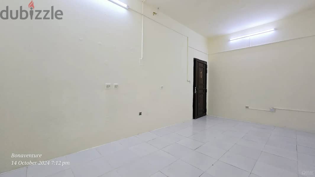 NUAIJA , AL HILAL Family Villa Apartment Rooms for Rent 120275182