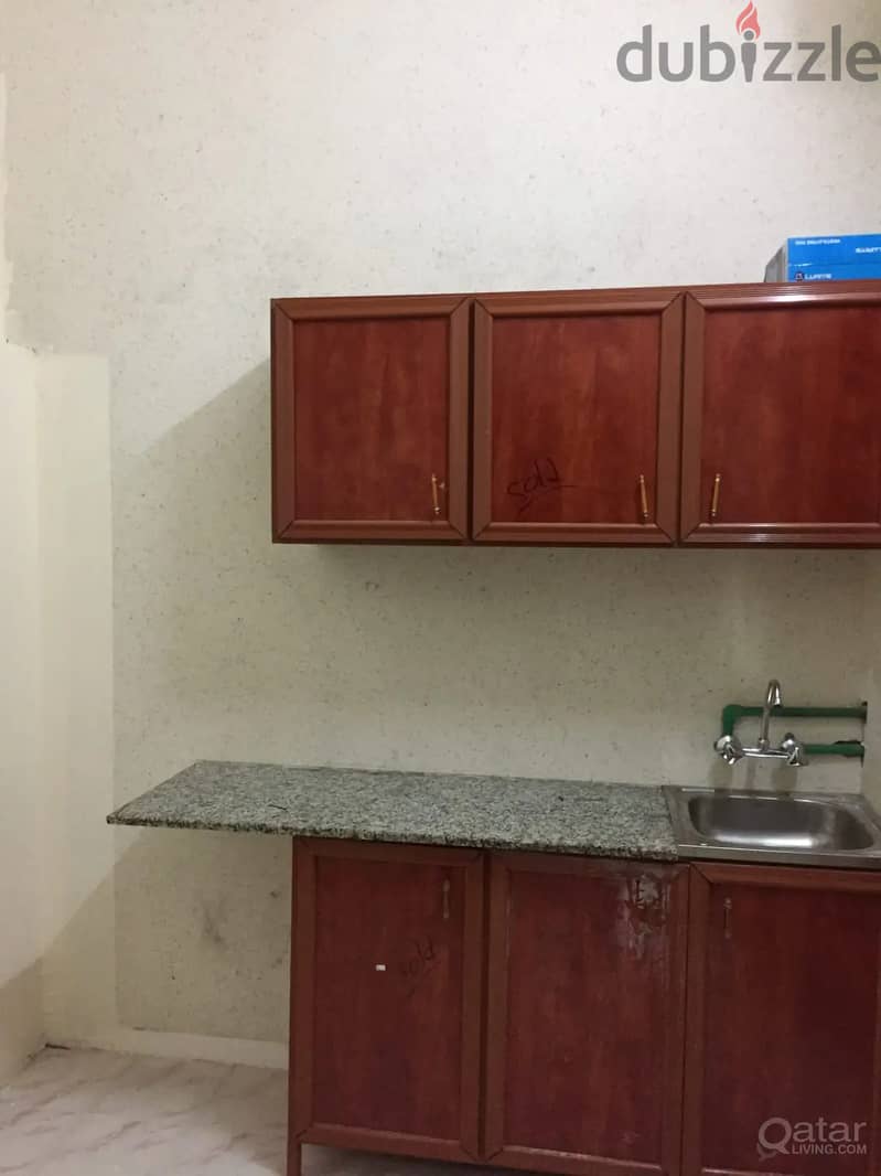 NUAIJA , AL HILAL Family Villa Apartment Rooms for Rent 120275182