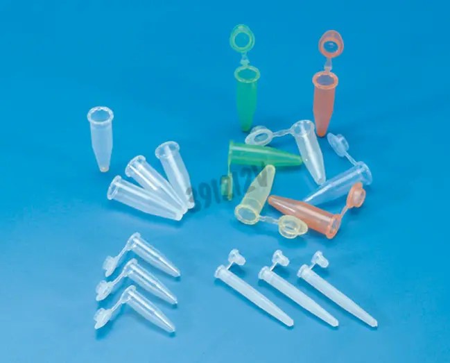 Microtube 1.5 ml with snap cap in polypropylene colour green