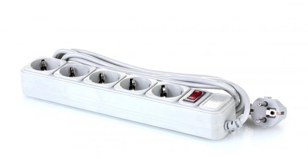 How Do I Choose the Best Laptop Surge Protector?