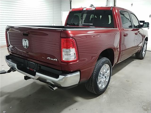 2021 RAM 1500 Big Horn V8, Trailer Tow, 3.92 rear end. 8.4" media