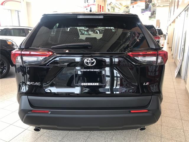2019 Toyota RAV4 LE HOOD DEFLECTOR, CARGO LINER & WINDOW VISORS for
