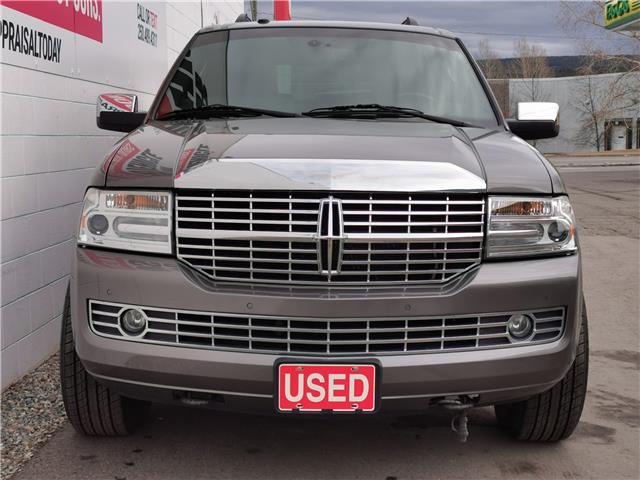 2010 Lincoln Navigator Base WELL MAINTAINED, LOWER THGAN AVERAGE KM'S