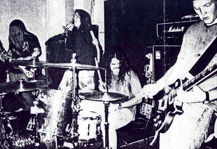 Josh Homme's Guitar Gear, Pedalboard & Amps Equipboard